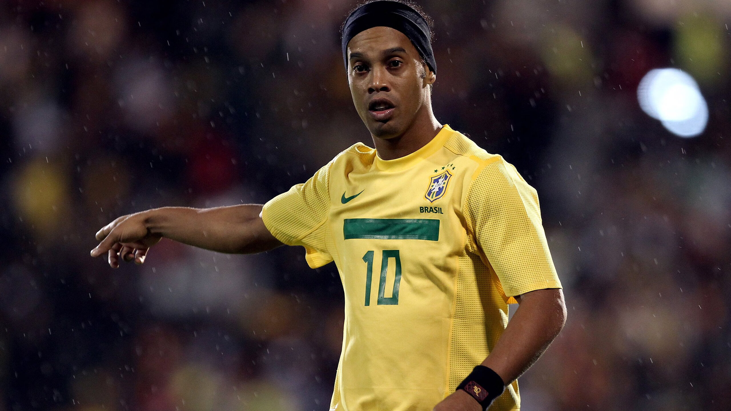 爱游戏app-跨界风暴！Ning与60激战C9，莎拉波娃雄鹿赛场势不可挡，国际米兰调整名单备战CBA季后赛